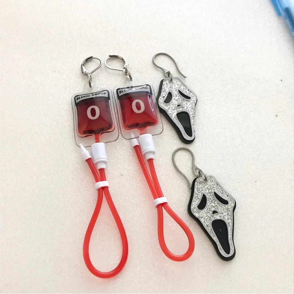 🆕 Blood Bag Type 0 and Ghost Earrings - Picture 2 of 4